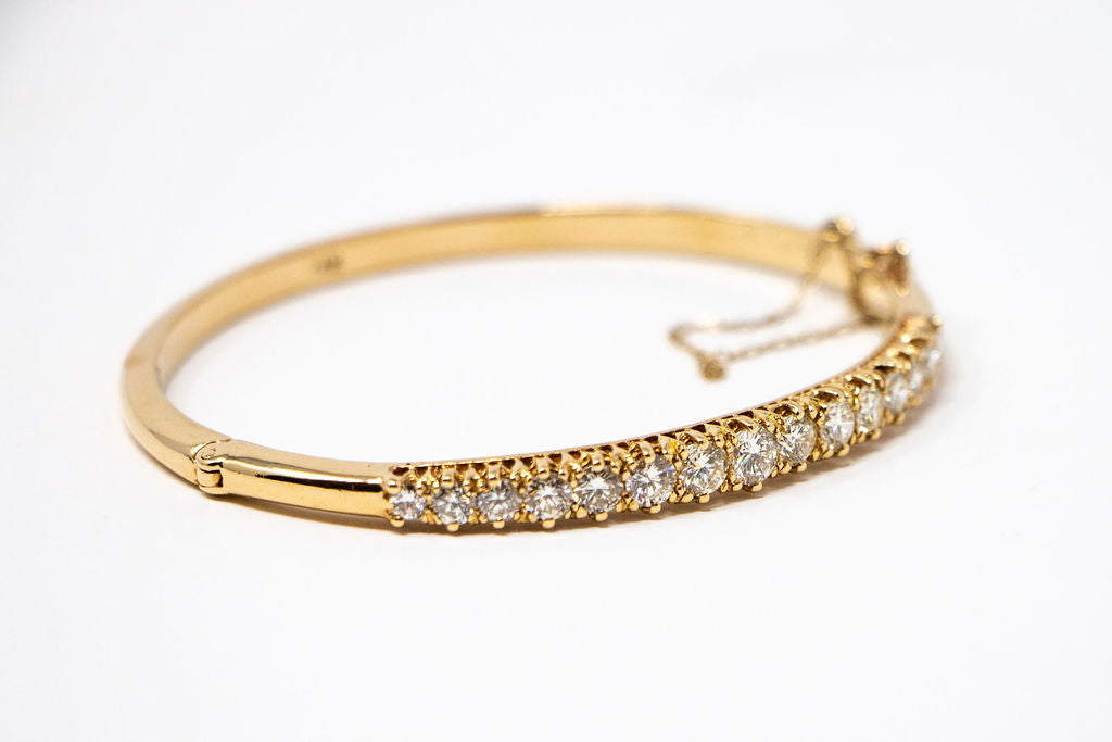 14k Gold and Diamond Bangle Bracelet