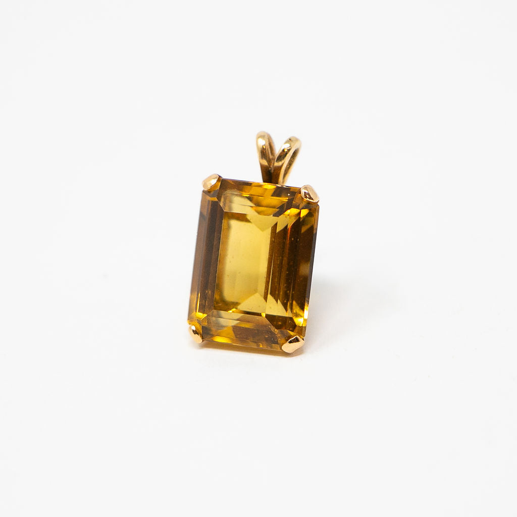 14k Gold Citrine Pendant