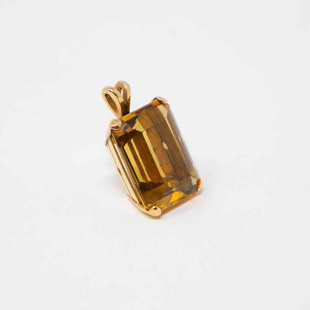 14k Gold Citrine Pendant