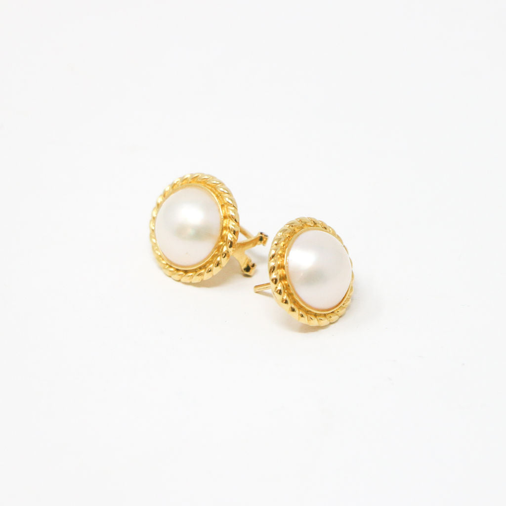 18K Yellow Gold Mabe Pearl Earrings