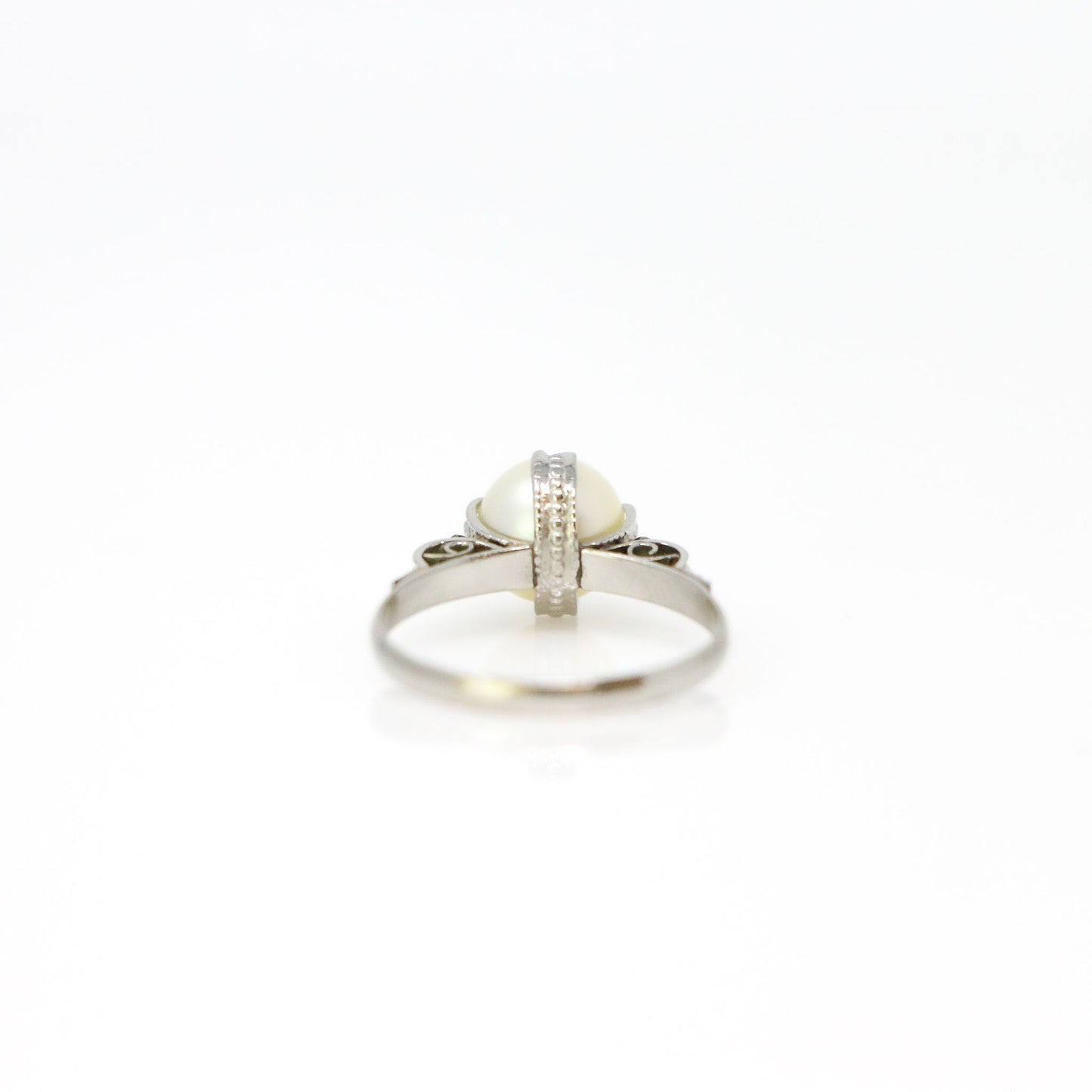Vintage 14k White Gold Pearl Ring