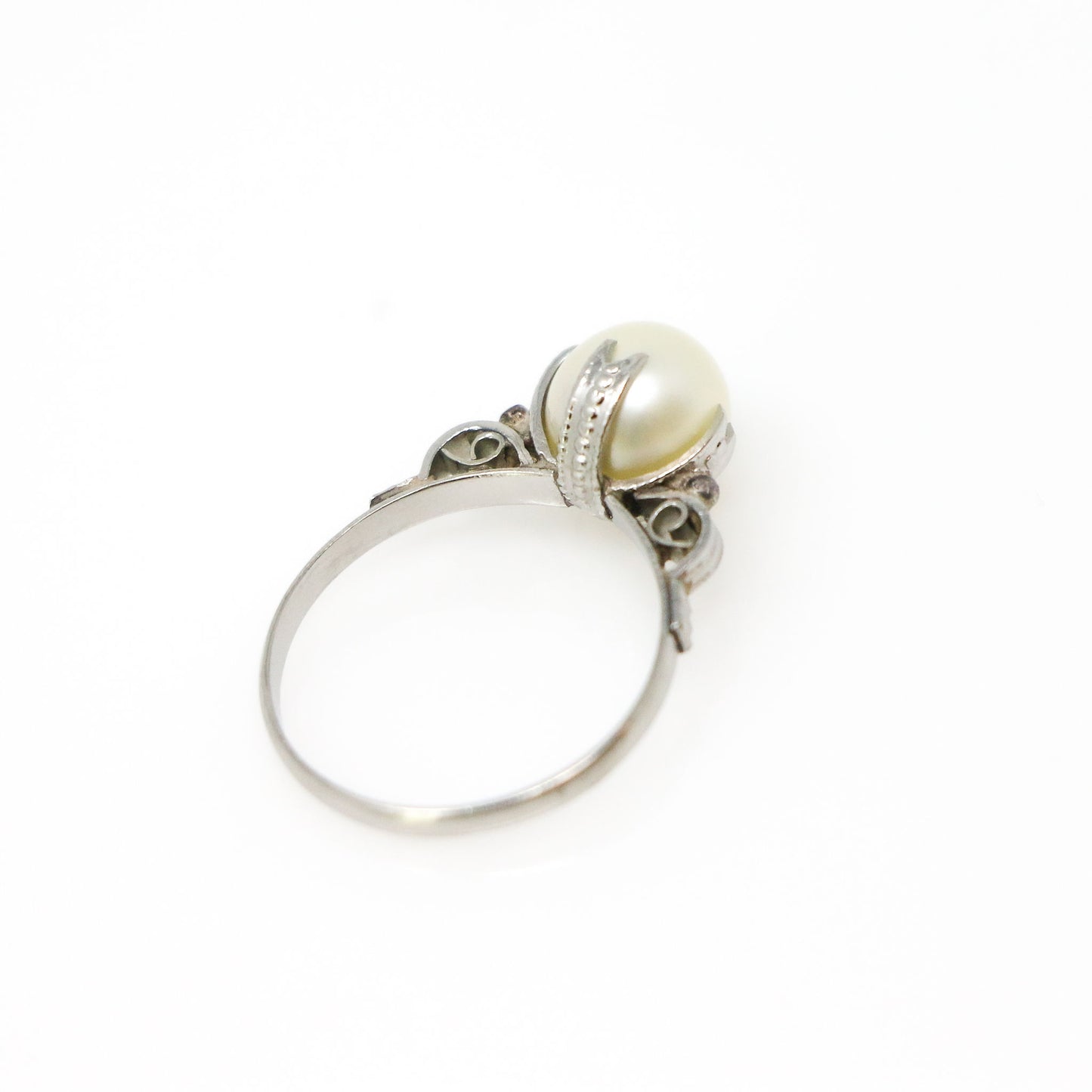 Vintage 14k White Gold Pearl Ring