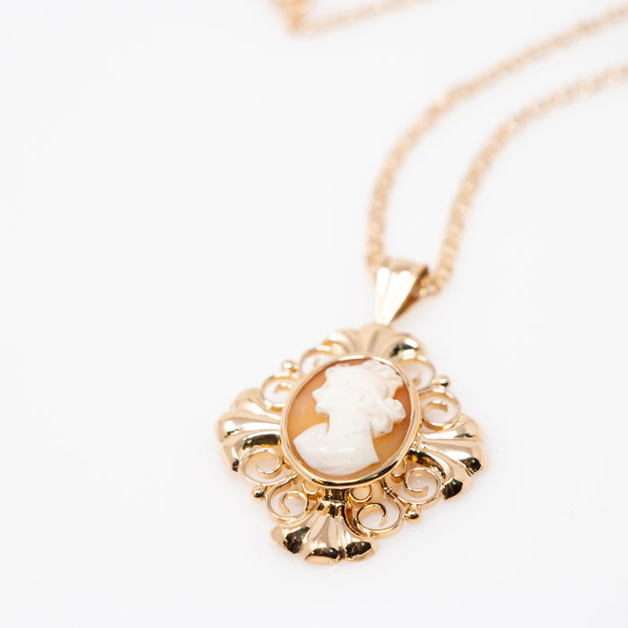 Shell Cameo Pendant on Chain